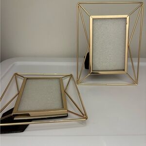 GUC set of 2 gold 4X6 picture frames
